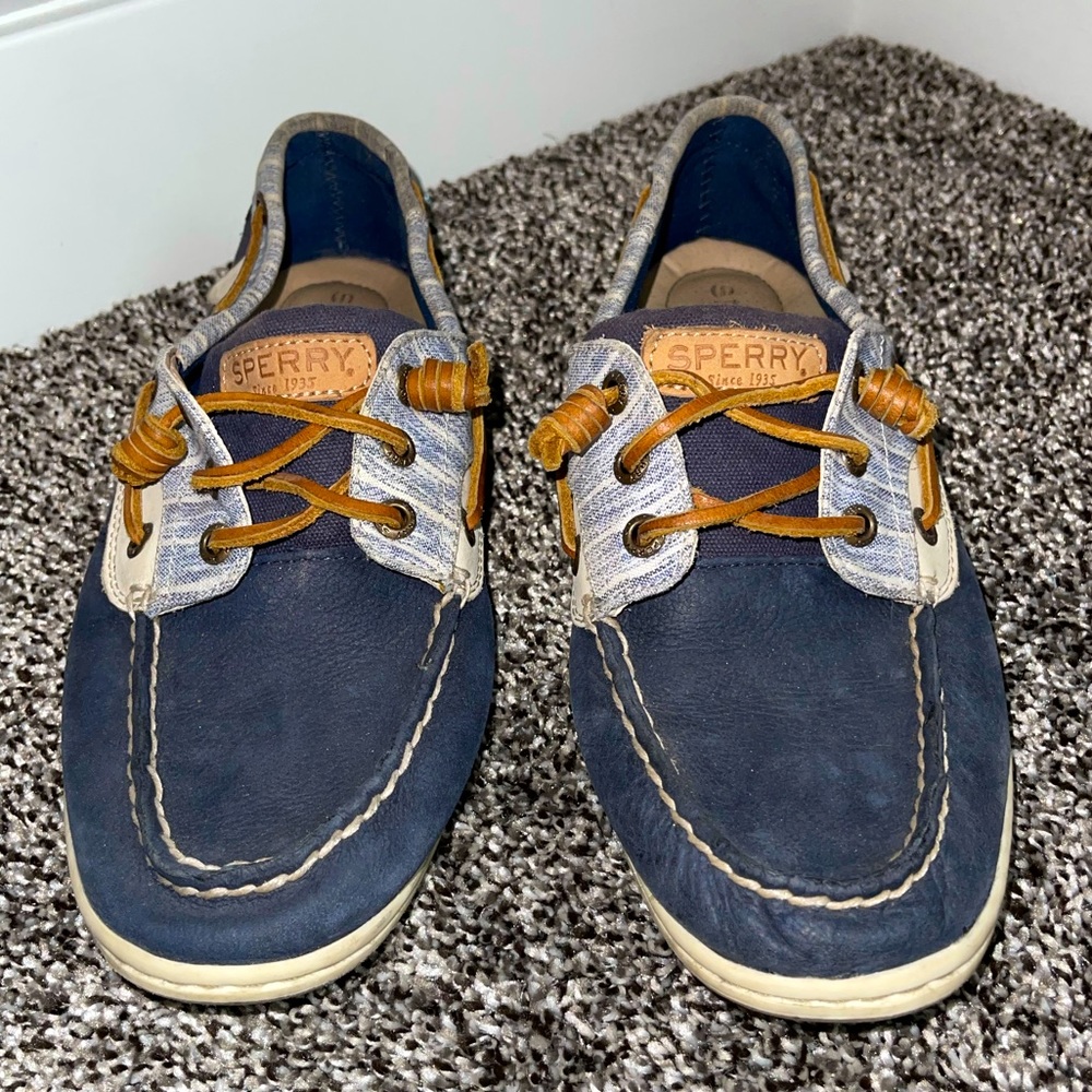 Sperry Shoes. Used but rlly good condition